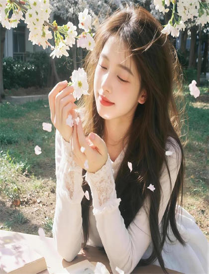 《粤讲粤?鬼Sr.4》隐藏彩蛋发现指南：细节与彩蛋寻找攻略